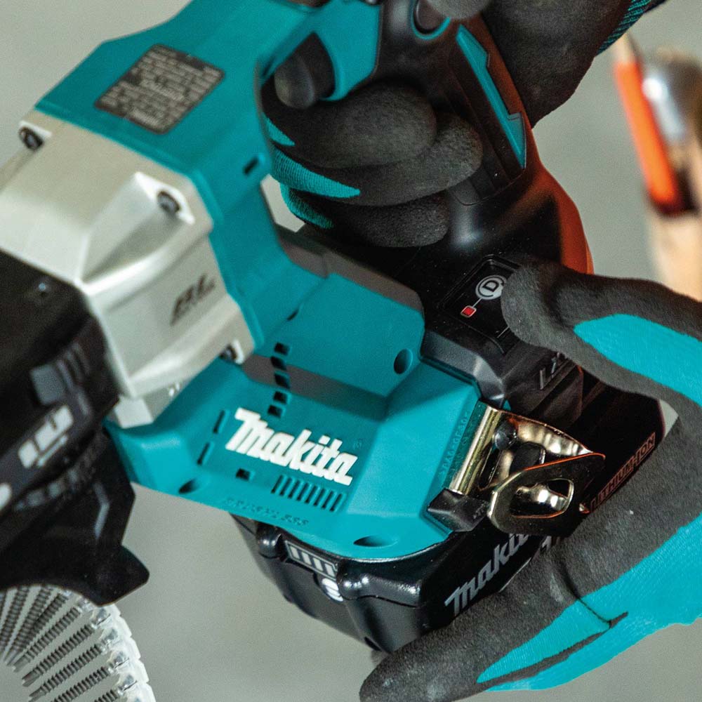 Makita XRF03Z 18V LXT® Lithium-Ion Brushless Cordless 6,000 RPM Autofeed  Screwdriver (Tool Only)